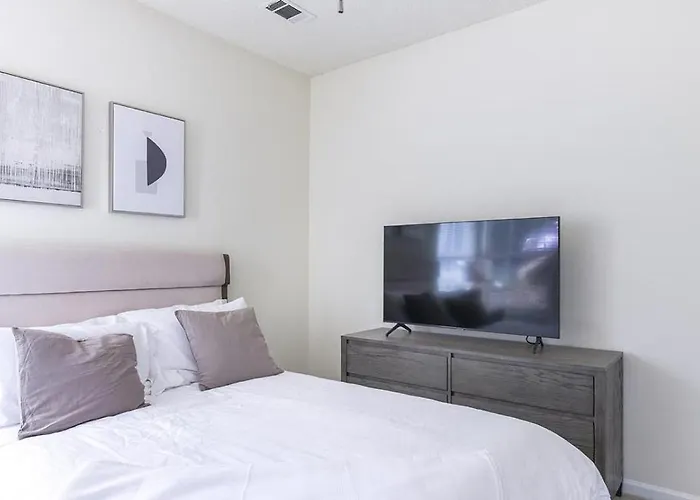 Apartment Landing Modern With Amazing Amenities *